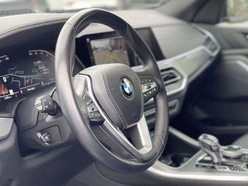 Used 2022 BMW X5 xDrive40i w/ Executive Package image 23