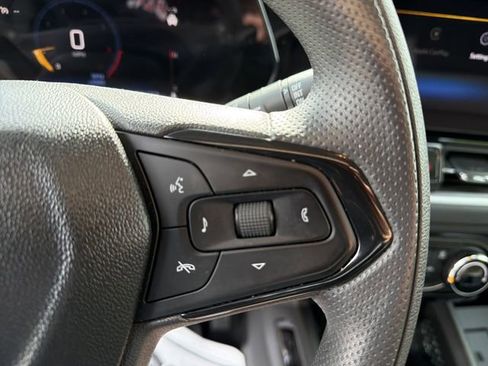 Used 2025 Chevrolet TrailBlazer LT AWD/4WD image 20