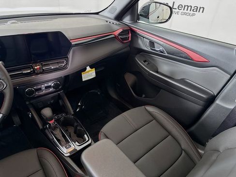 New 2026 Chevrolet TrailBlazer RS w/ Convenience Package FWD image 25