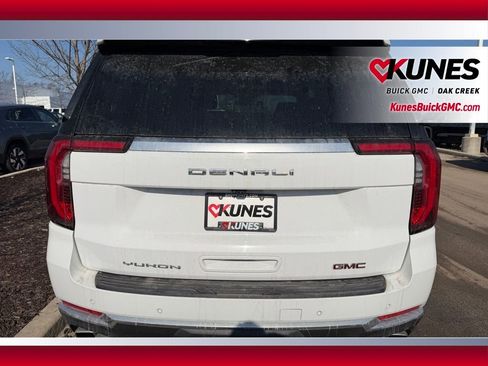 Used 2025 GMC Yukon Denali AWD/4WD image 5
