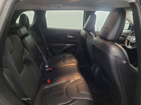 Used 2020 Jeep Cherokee Limited AWD/4WD image 19