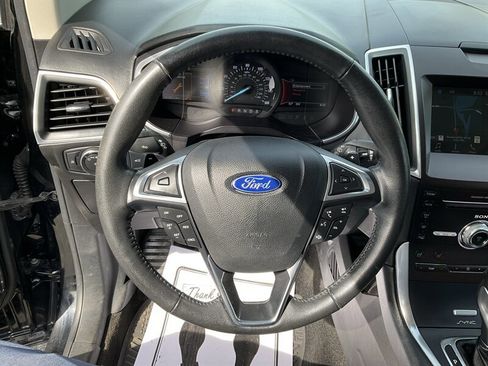 Used 2017 Ford Edge Titanium w/ Equipment Group 301A AWD/4WD image 25
