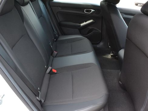 Used 2023 Honda Civic Sport image 17
