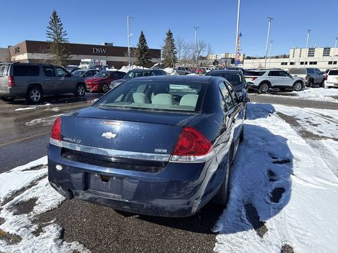 Used 2011 Chevrolet Impala LT image 3