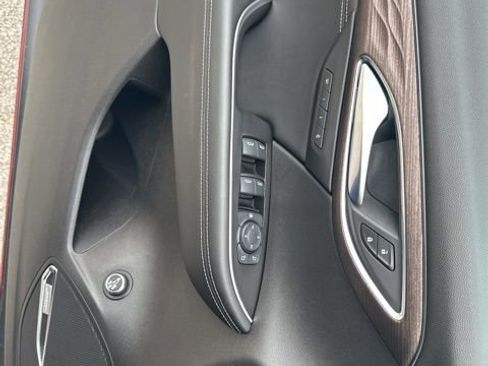 Used 2023 Buick Envision Avenir FWD image 35