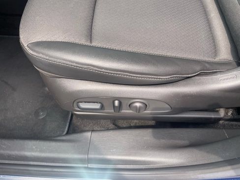 Used 2023 Buick Encore GX Select FWD image 10