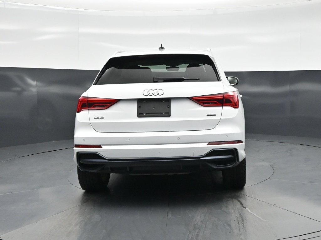 Used 2021 Audi Q3 2.0T Premium w/ Convenience Package AWD/4WD image 25