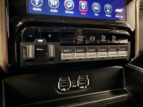 Used 2021 RAM 2500 Laramie image 32