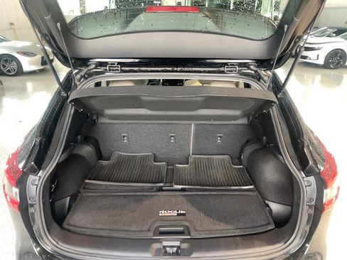 Certified 2022 Nissan Rogue Sport SL w/ Premium Package AWD/4WD image 23