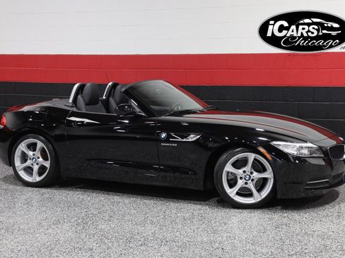 Used 2016 BMW Z4 sDrive28i image 2