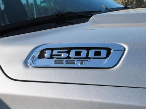 New 2025 RAM 1500 Big Horn image 9