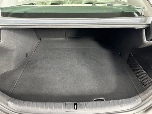 Used 2025 Genesis G70 2.5T RWD image 8