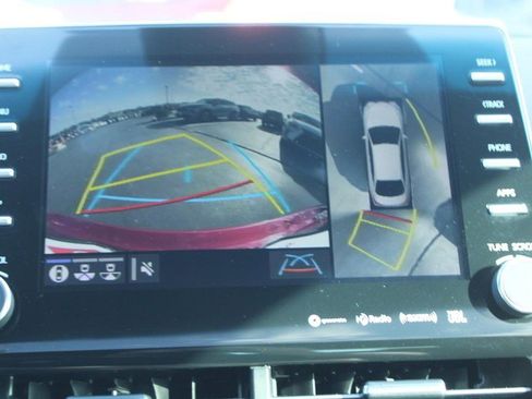 Certified 2022 Toyota Avalon Limited image 21