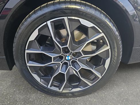 Used 2023 BMW X7 M60i w/ Executive Package AWD/4WD image 32