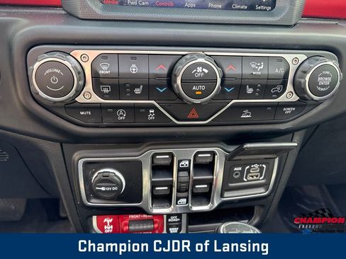 Used 2023 Jeep Wrangler Unlimited Rubicon w/ LED Lighting Group AWD/4WD image 39