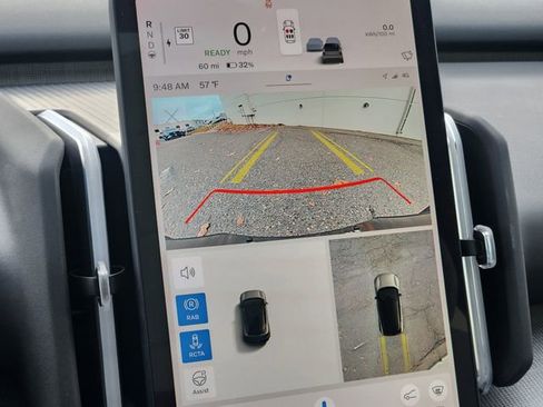 New 2026 Volvo EX30 Ultra w/ Protection Package Premier image 21