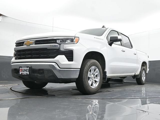 Used 2025 Chevrolet Silverado 1500 LT AWD/4WD image 49