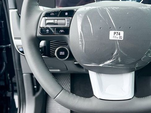 New 2026 Hyundai Ioniq 5 SE image 25