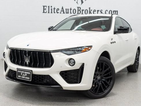 Used 2022 Maserati Levante GT AWD/4WD image 55