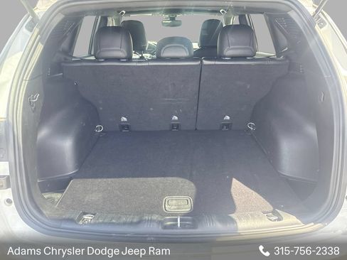 Used 2025 Jeep Compass Limited AWD/4WD image 8