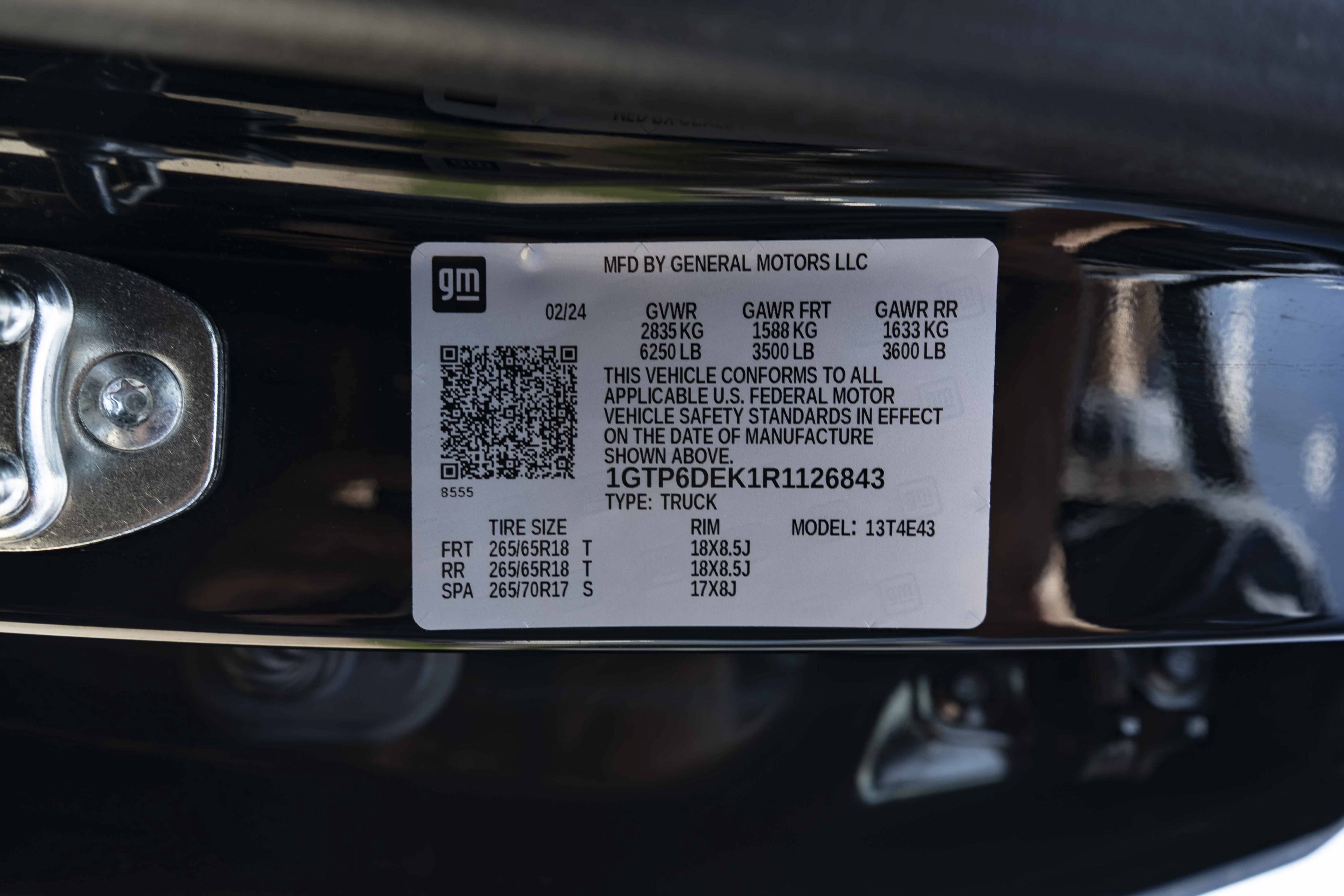Used 2024 GMC Canyon AT4 w/ Technology Package AWD/4WD image 40