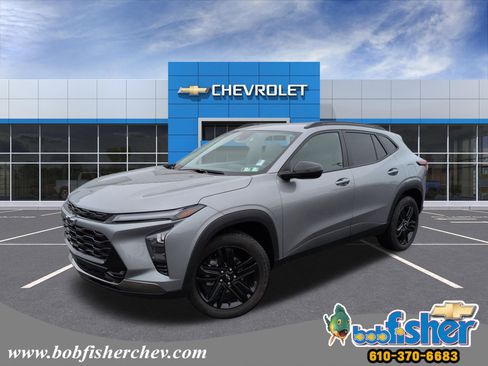 Certified 2025 Chevrolet Trax ACTIV w/ Driver Confidence Package image 1