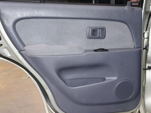 Used 1999 Toyota 4Runner SR5 image 14