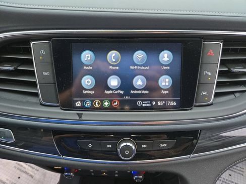 Used 2024 Buick Enclave Essence w/ Technology Package image 21