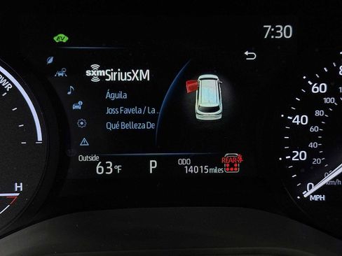 Used 2025 Toyota Sienna XLE w/ XLE Plus Package AWD/4WD image 20