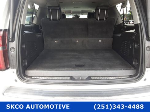 Used 2018 Chevrolet Suburban Premier image 21