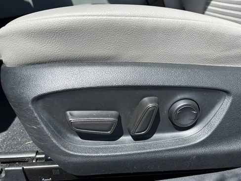 Used 2023 Toyota Camry SE w/ Convenience Package FWD image 22