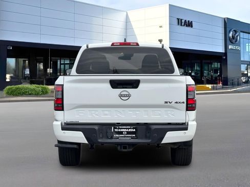Used 2023 Nissan Frontier SV w/ Technology Package image 5