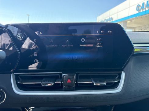 Used 2025 Chevrolet TrailBlazer LT FWD image 21