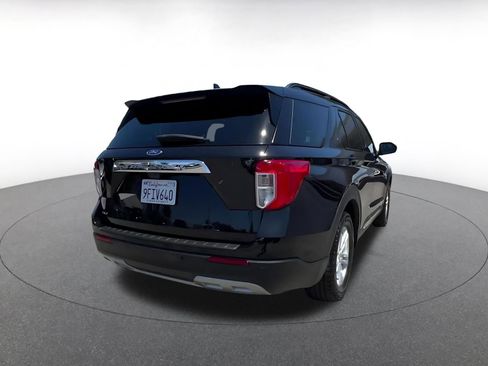 Used 2023 Ford Explorer XLT w/ Equipment Group 202A RWD image 15