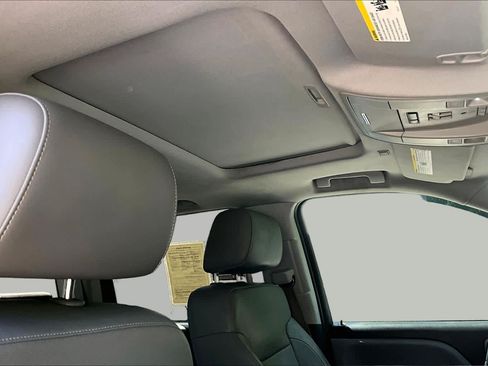 Used 2014 GMC Sierra 1500 SLT w/ Driver Alert Package AWD/4WD image 14