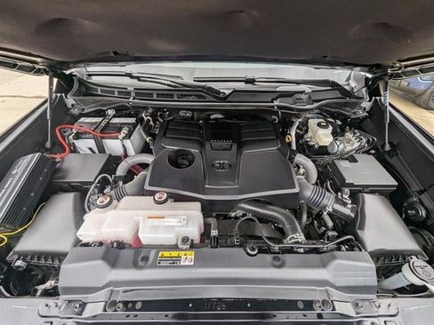 Used 2024 Toyota Tundra SR5 w/ TRD Off-Road Package image 19