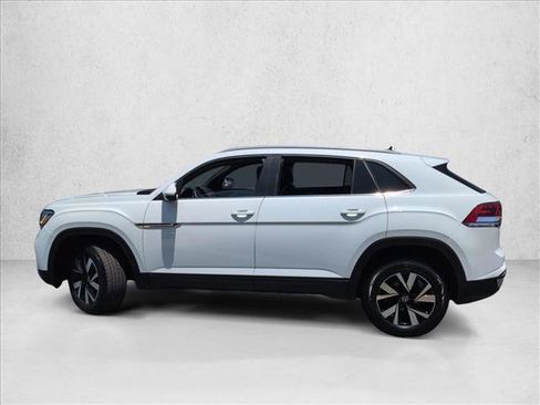 Certified 2023 Volkswagen Atlas Cross Sport SE FWD image 9
