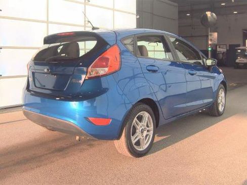 Used 2019 Ford Fiesta SE FWD image 4