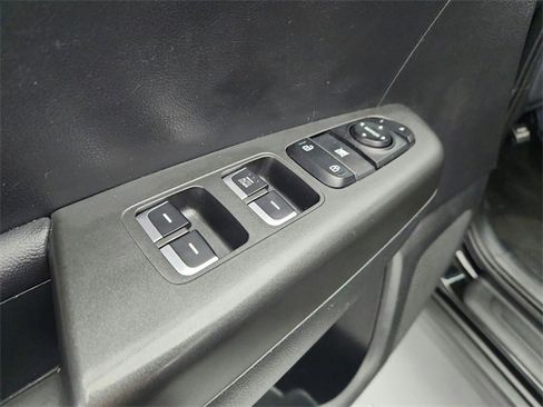 Used 2021 Kia Sportage LX image 16