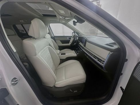 Certified 2025 Hyundai Santa Fe Calligraphy image 30