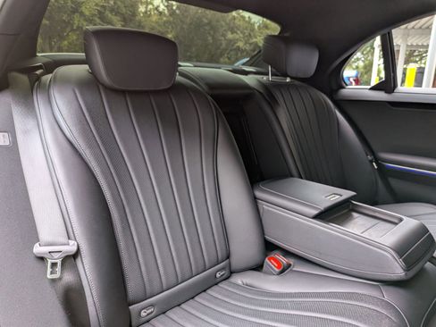 Used 2024 Mercedes-Benz S 500 4MATIC image 18