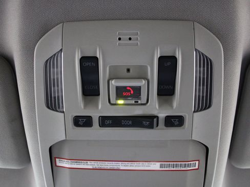 Used 2021 Toyota Highlander XLE image 53