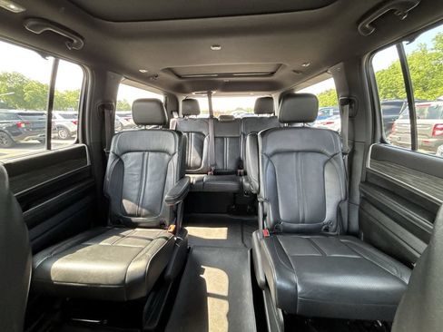 Used 2022 Jeep Wagoneer Series II w/ Convenience Group I AWD/4WD image 26