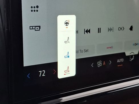 Used 2025 Ford Expedition Max King Ranch image 25