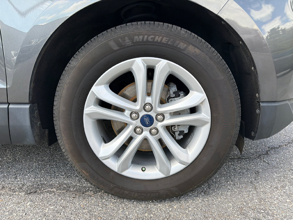 Used 2020 Ford Edge SEL w/ Convenience Package FWD image 12