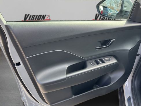 Certified 2026 Hyundai Kona SE image 24