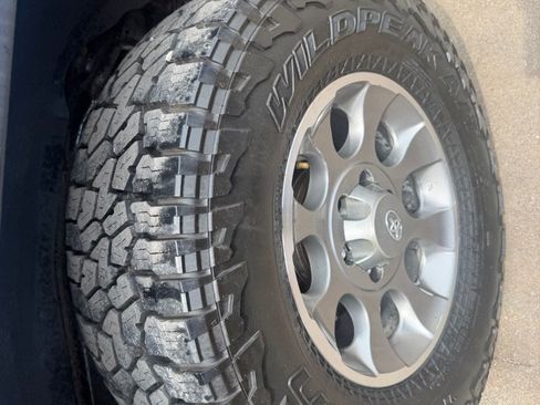 Used 2012 Toyota FJ Cruiser 4WD w/ Upgrade Pkg image 37