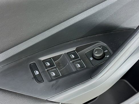 Used 2024 Volkswagen Jetta S FWD image 17