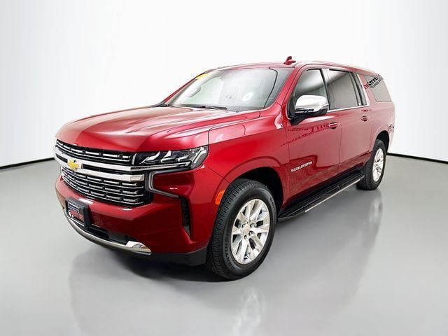 Used 2024 Chevrolet Suburban Premier AWD/4WD image 3