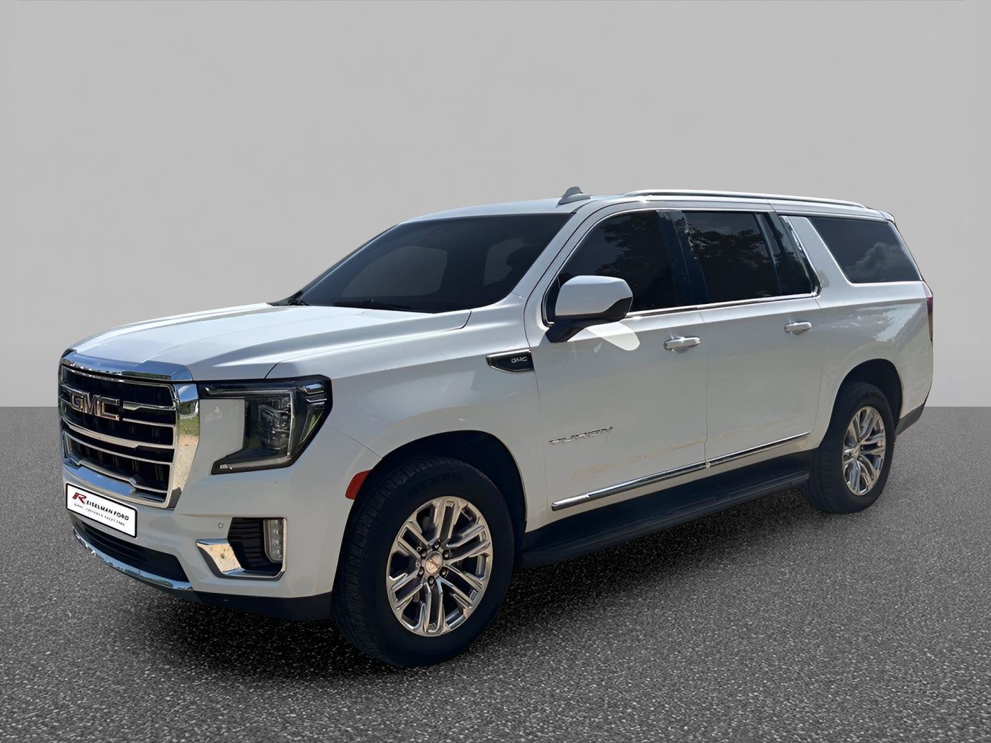Used 2022 GMC Yukon XL SLT AWD/4WD image 1
